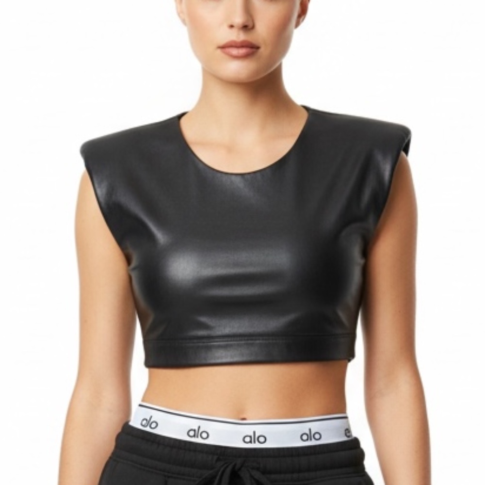 NEW ALO Cutout back Padded Crop Top Sports yoga top SIZE XS